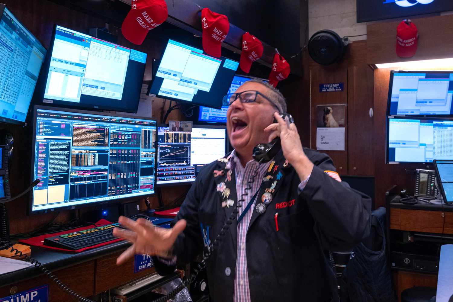 Traders work on the New York Stock Exchange 