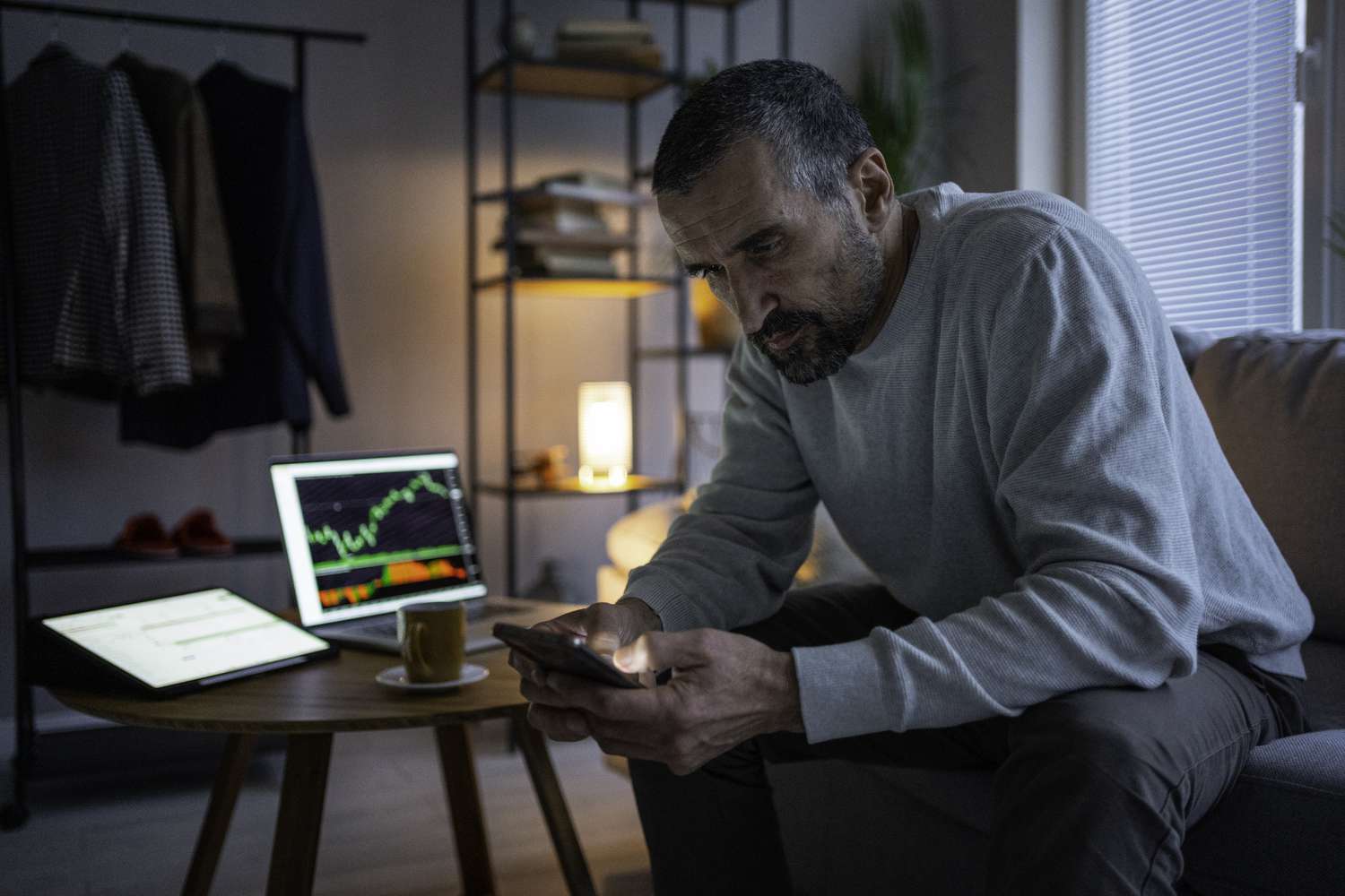 Crypto trader sitting at home and looking up information about ZK-SNARK to make the decision of investing in Zcash.