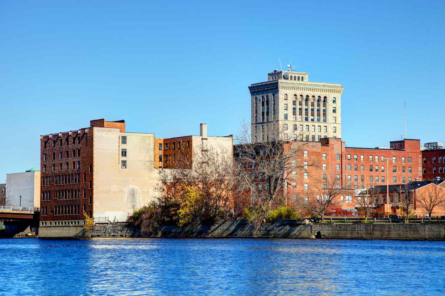 Saginaw Michigan skyline