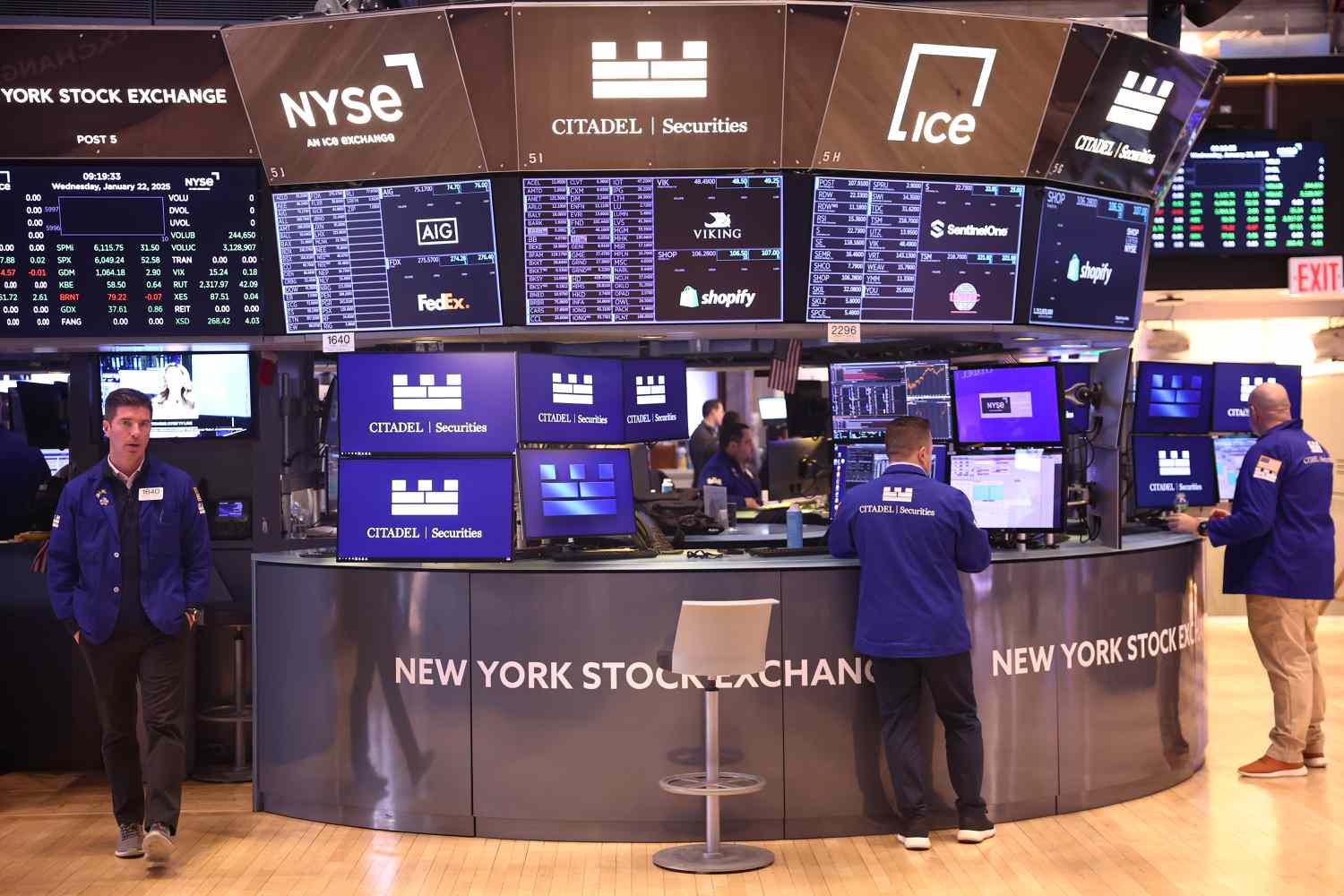 Traders work on the floor of the New York Stock Exchange 