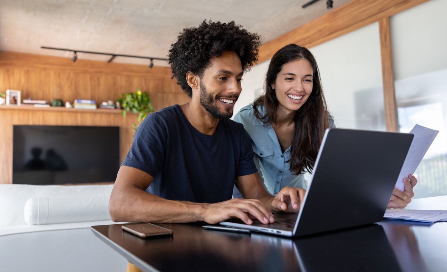 Couple applying for a loan