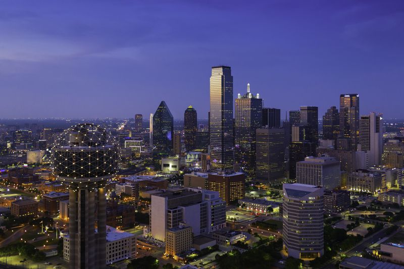 Dallas, TX skyline