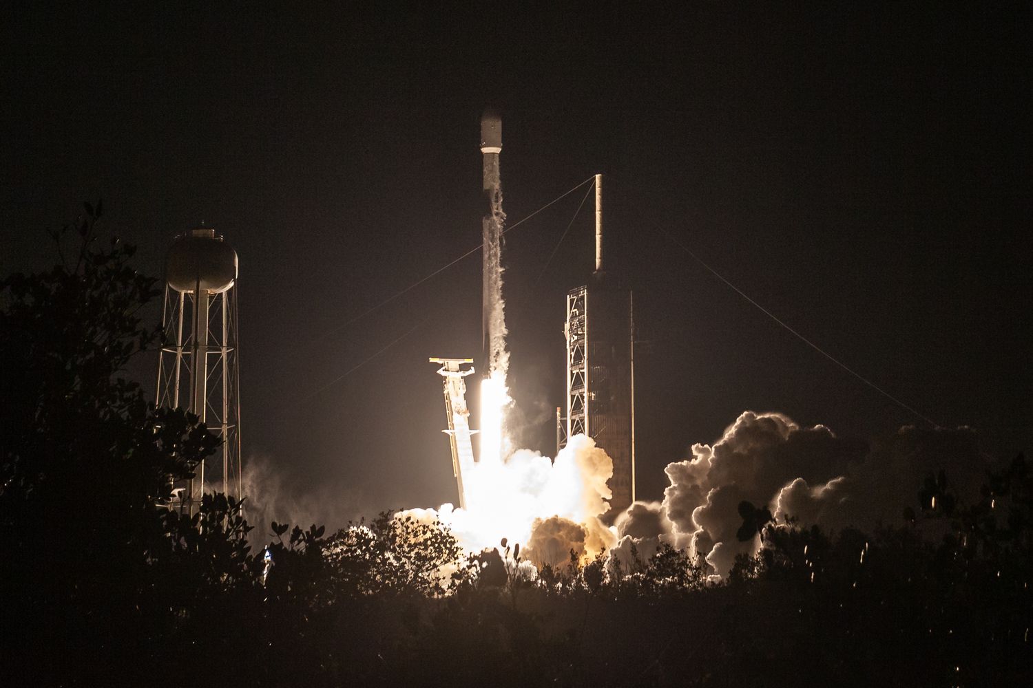 A SpaceX Falcon 9 rocket launches from launch pad 30A at the Kennedy Space Center, carrying the Intuitive Machines Moon Lander Athena. 