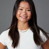 andrea headshot