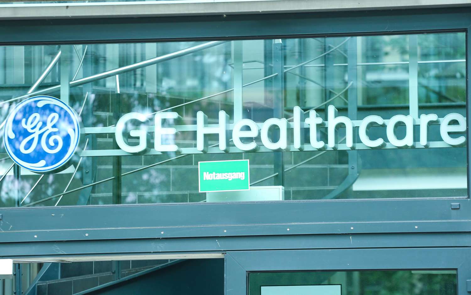GE Healthcare Technologies Inc. logo on a building