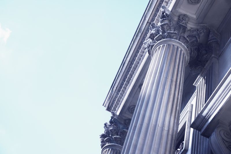 An image of a financial neoclassical building with baroque touches.