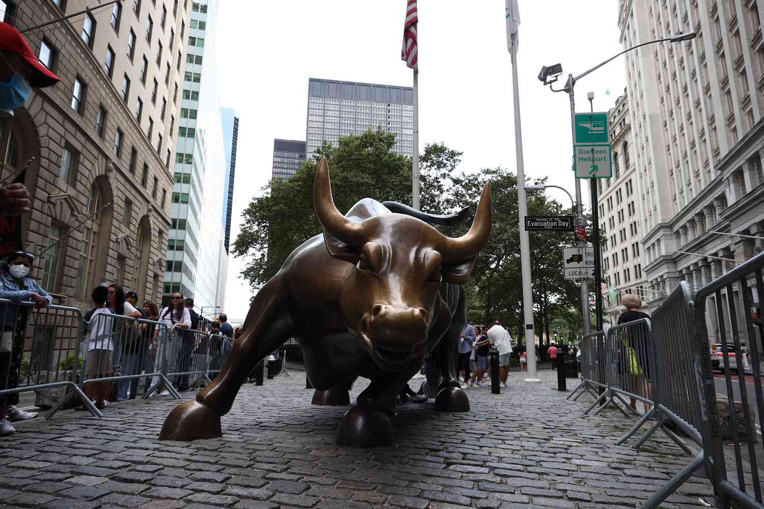 Wall Street Charging Bull Statue