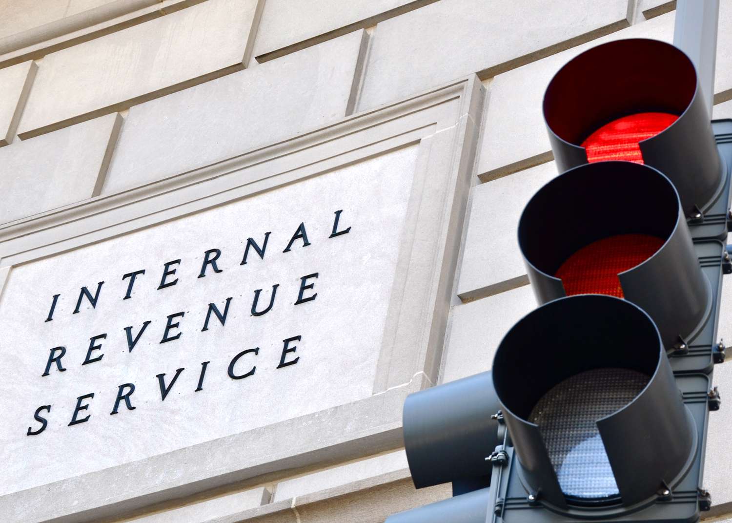 Internal Revenue Service building, with stop light