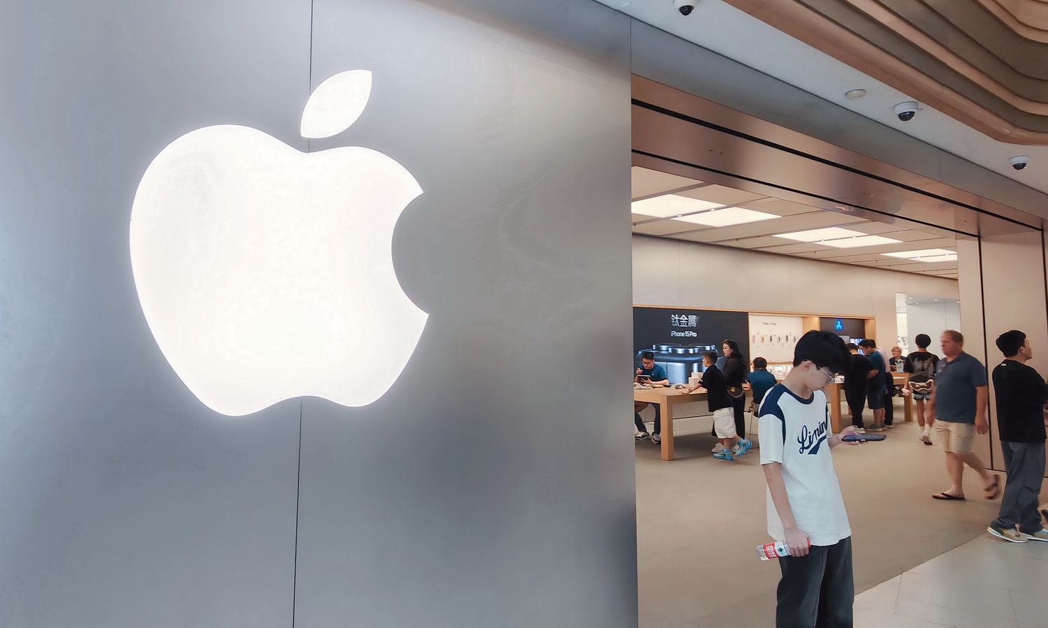 An iPhone15 promotion is held at Apple's flagship store on Nanjing Road in preparation for the launch of the iPhone16 in Shanghai, China, August 22, 2024
