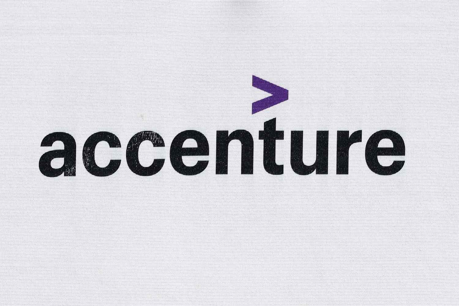 Accenture sign